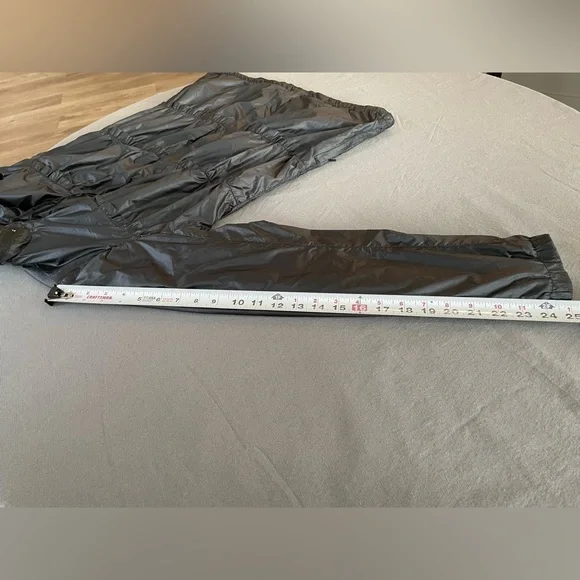 Prana.Tegan jacket w/stowable hood.EUC.Shiny black. Size:Small. No stains,tears - Picture 13 of 13